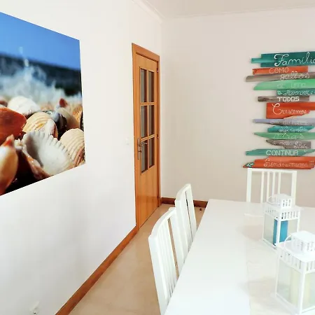 West House Peniche Surf Retreat 公寓 *